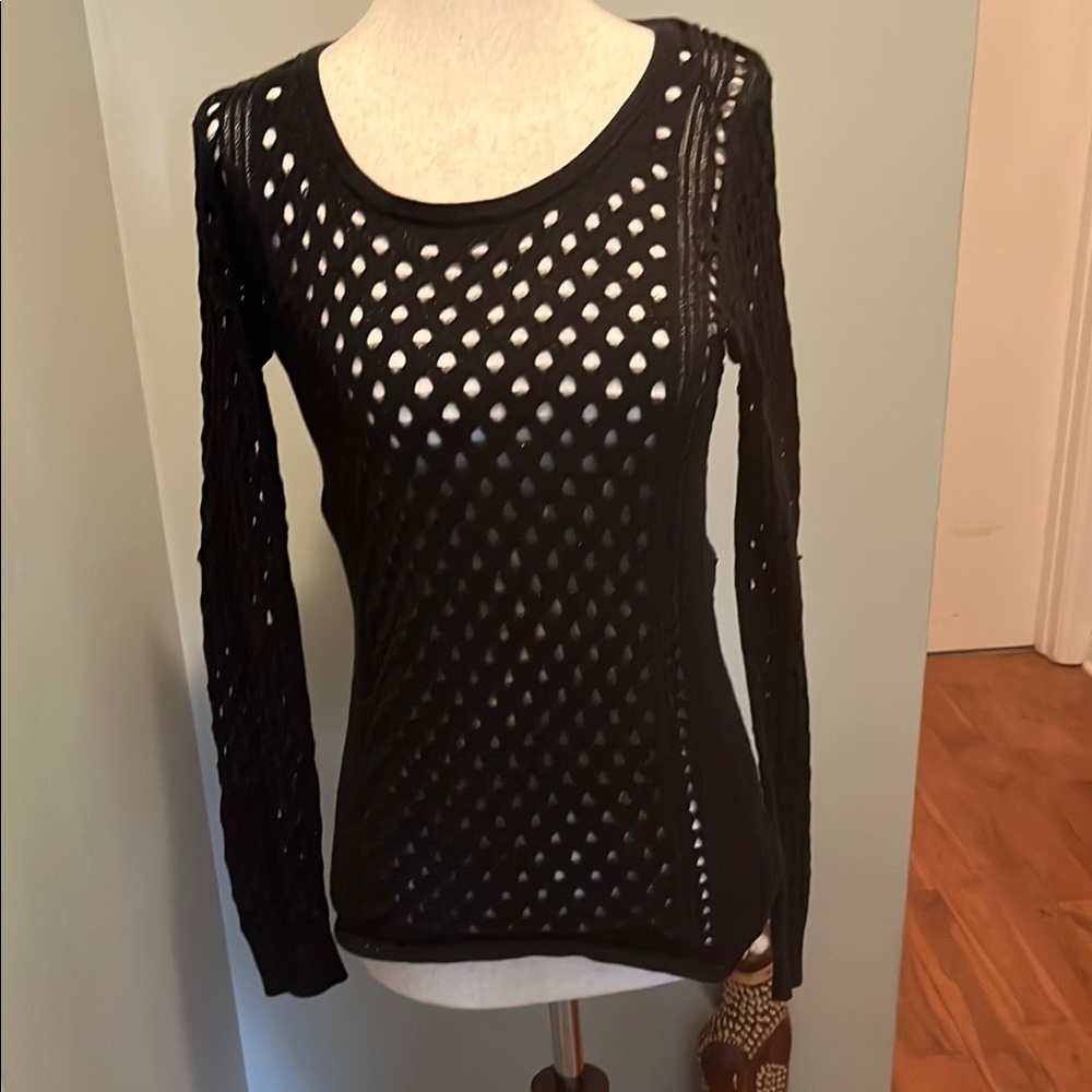 Rock & Republic Black Fitted Cut Out Blouse
